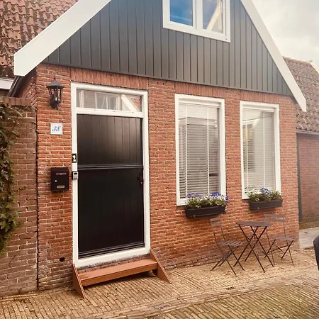 Cosy House In The Centre Of Tatil Evi Volendam